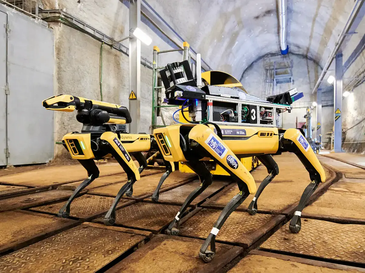 Spot (Boston Dynamics) — agilní čtyřnohý robot